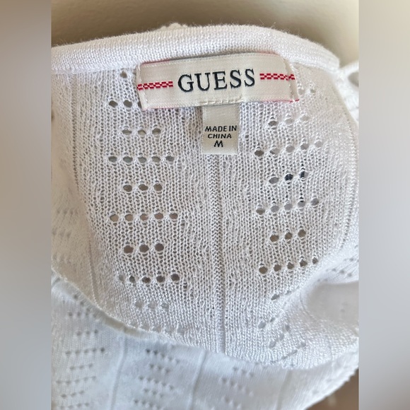 🔴SOLD🔴 Guess Women’s White Knit Cropped Tank  Size Medium - Picture 3 of 5